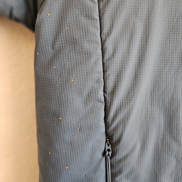 The North Face Men's Ventrix Jacket - Smoke Blue and Yellow - Large - Picture 8 of 10